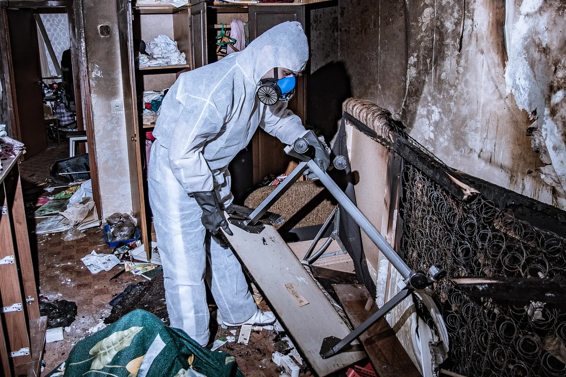 Immediate fire damage restoration help for Home and Business Owners